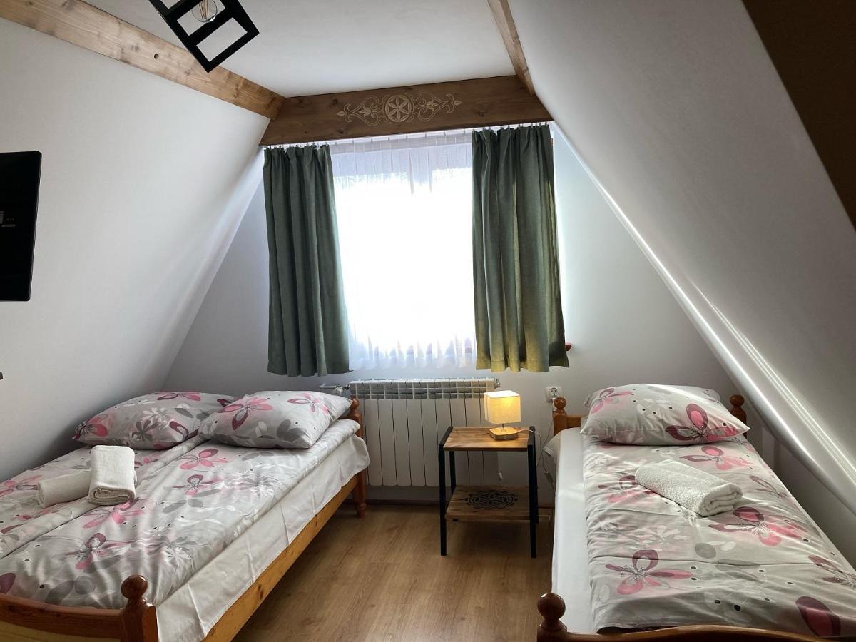 Willa Dziubas Ciche Małe Esterno foto